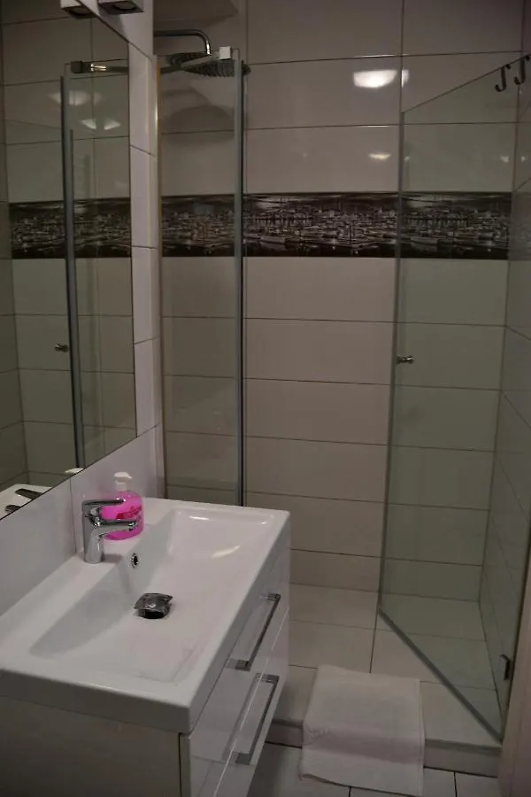 Apartment Apartamenty Centrum Nad Motlawa Z Widokiem Na Patio Z Balkonem Danzig